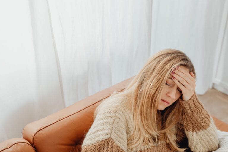 How to Manage Anxiety Naturally