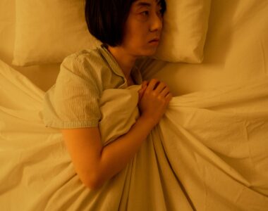 How to Treat Insomnia Naturally Before Turning to Medication