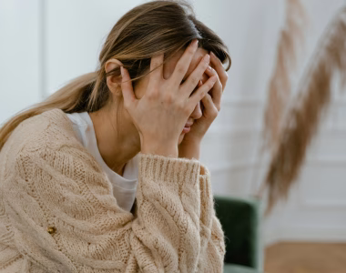 Panic Attack vs Anxiety Attack: Causes, Risk Factors, Symptoms & Treatment Guide