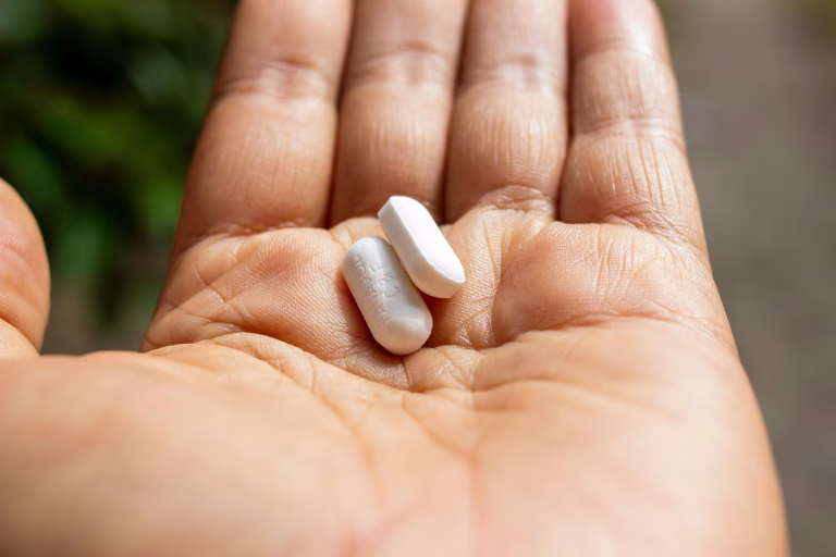 What Is Co-Codamol? Uses, Dosage & Safety Guide UK